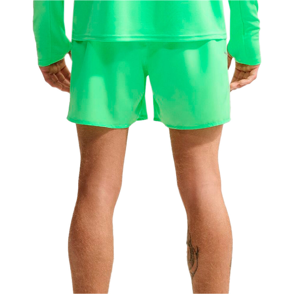 Nike pantaloneta técnica hombre M NK DF MILER 5IN 2IN1 SHORT vista trasera
