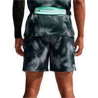 Nike pantaloneta técnica hombre M NK DF MILER 7BF AOP SHORT vista trasera