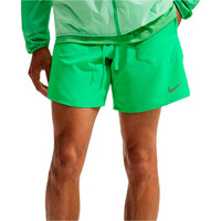 Nike pantaloneta técnica hombre M NK DF STRIDE 2IN1 7IN SHORT vista frontal