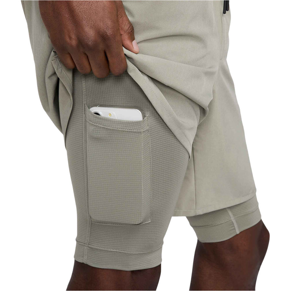 Nike pantaloneta técnica hombre M NK DF UNLIMITED WVN 7IN 2IN1 vista detalle