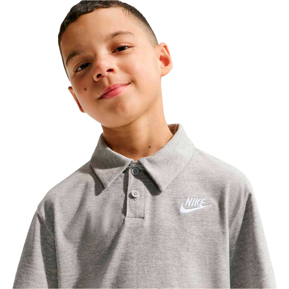 Nike polo manga corta niño K NSW CLUB KNIT SS POLO LBR vista detalle