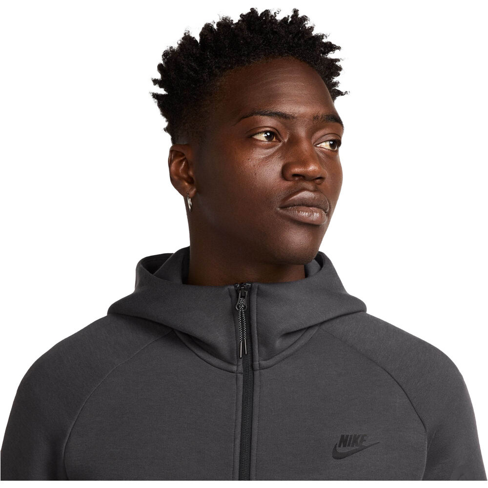 Nike sudadera hombre M NK TCH FLC FZ WR HOODIE vista detalle