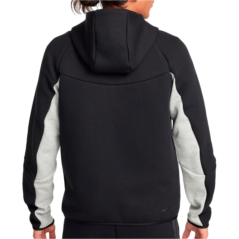Nike sudadera hombre Nike Tech vista trasera