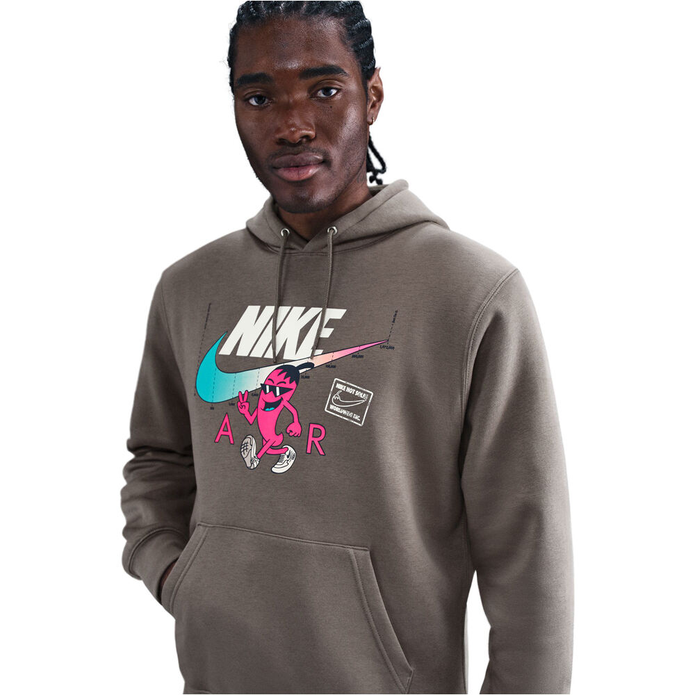 Nike sudadera hombre U NSW HDY CLUB OC MED GFX SEGB vista detalle