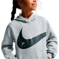 Nike sudadera niño K NSW CLUB BRND NRG TOP vista detalle