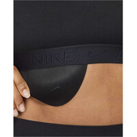 Nike Sujetador Yoga W NK DF INDY LGT SPT BRA 05