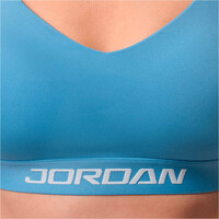 Nike sujetadores deportivos W J SPT INDY ESS BRA 03
