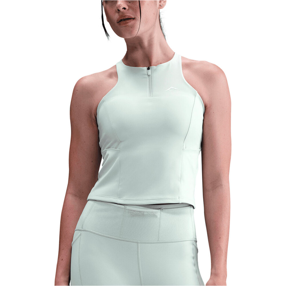 Nike sujetadores deportivos W NK OUTDOOR BRA TANK vista frontal