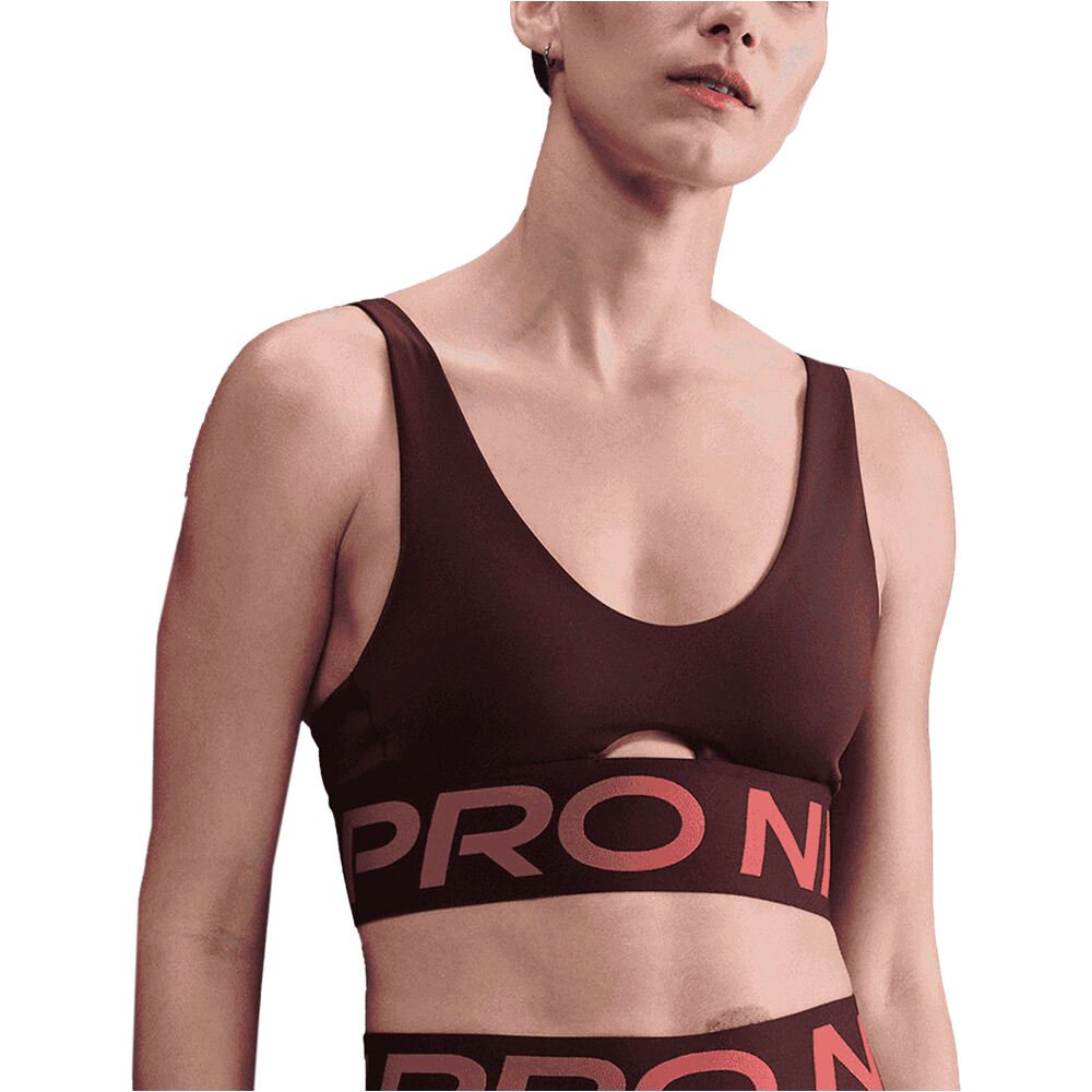 Nike sujetadores deportivos W NP INDY PLUNGE BRA BOLD vista frontal