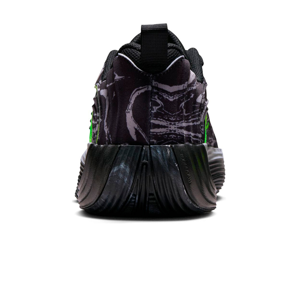 Nike zapatilla baloncesto GIANNIS IMMORTALITY 5 NEVE vista trasera