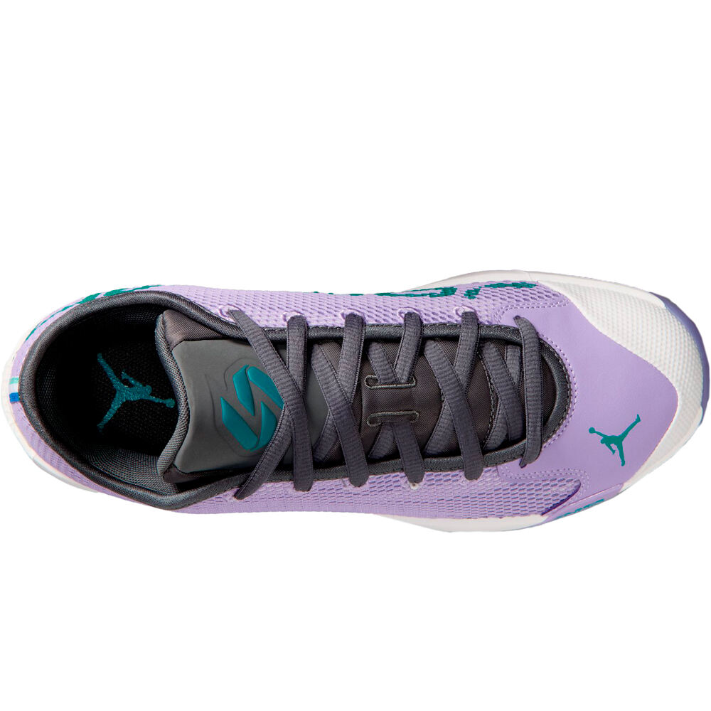 Nike zapatilla baloncesto JORDAN LUKA 77 05
