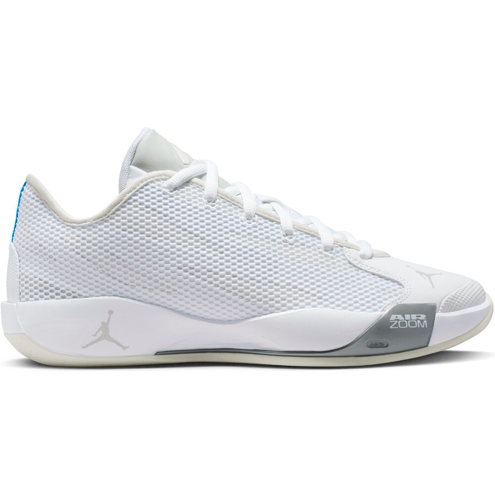 Nike zapatilla baloncesto JORDAN LUKA 77 lateral exterior