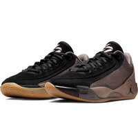 Nike zapatilla baloncesto JORDAN LUKA 77 lateral interior