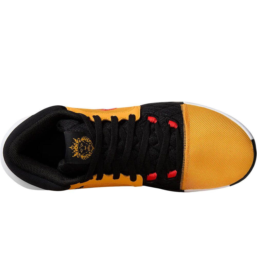 Nike zapatilla baloncesto LEBRON WITNESS VIII 05