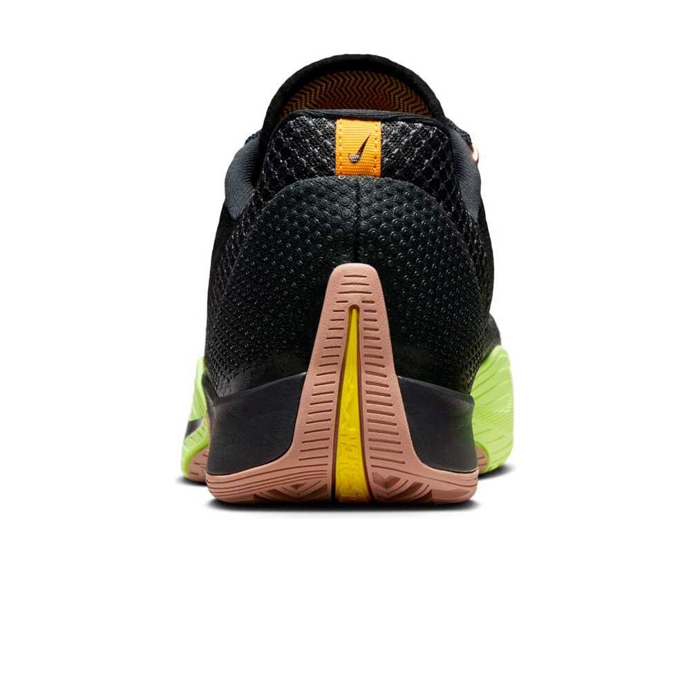 Nike zapatilla baloncesto NIKE S.T. FLARE vista trasera