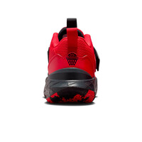 Nike zapatilla baloncesto niños TEAM HUSTLE D RONE vista trasera