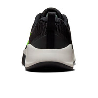 Nike zapatilla cross training hombre MC TRAINER 3 NEVE vista trasera