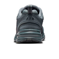 Nike zapatilla cross training hombre NIKE AIR MONARCH IV vista trasera