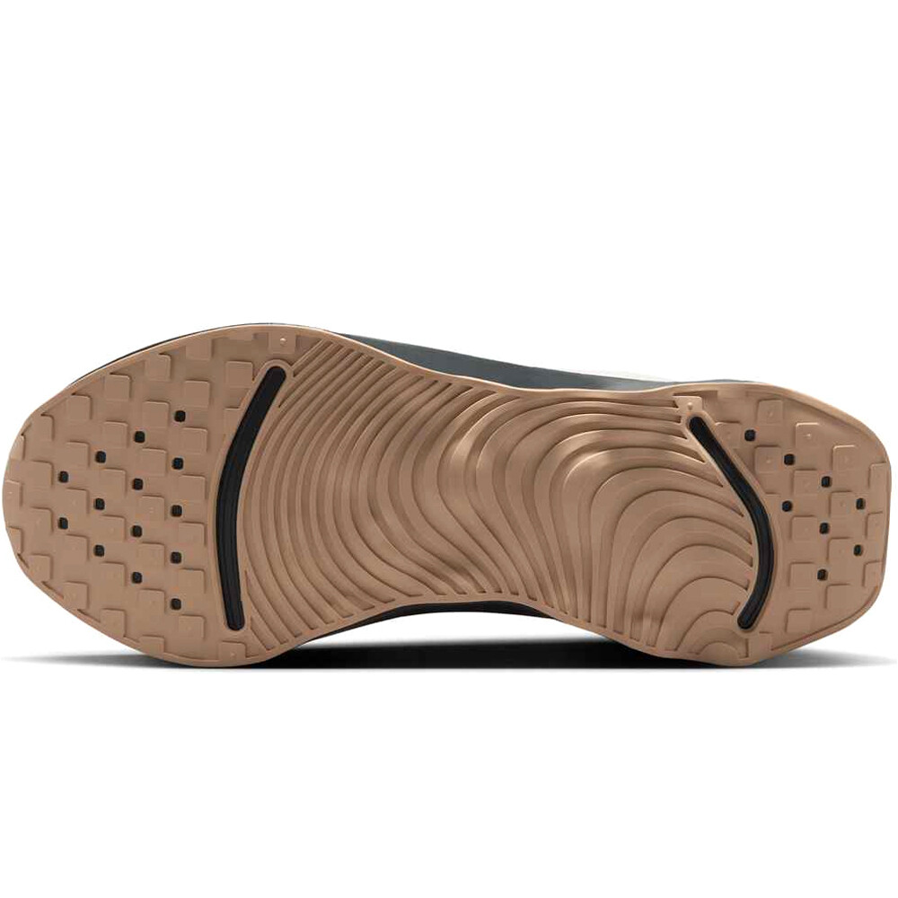 Nike zapatilla cross training hombre NIKE MOTIVA GTX vista superior