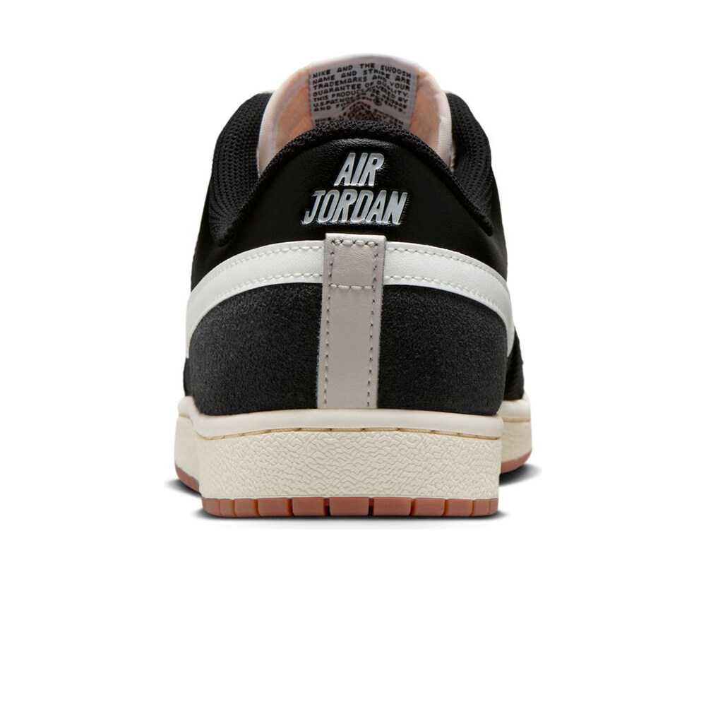 Nike zapatilla moda hombre AIR JORDAN SKYLINE LOW vista trasera