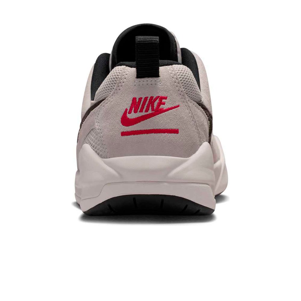Nike zapatilla moda hombre JORDAN CMFT ERA vista trasera