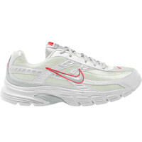 NIKE INITIATOR