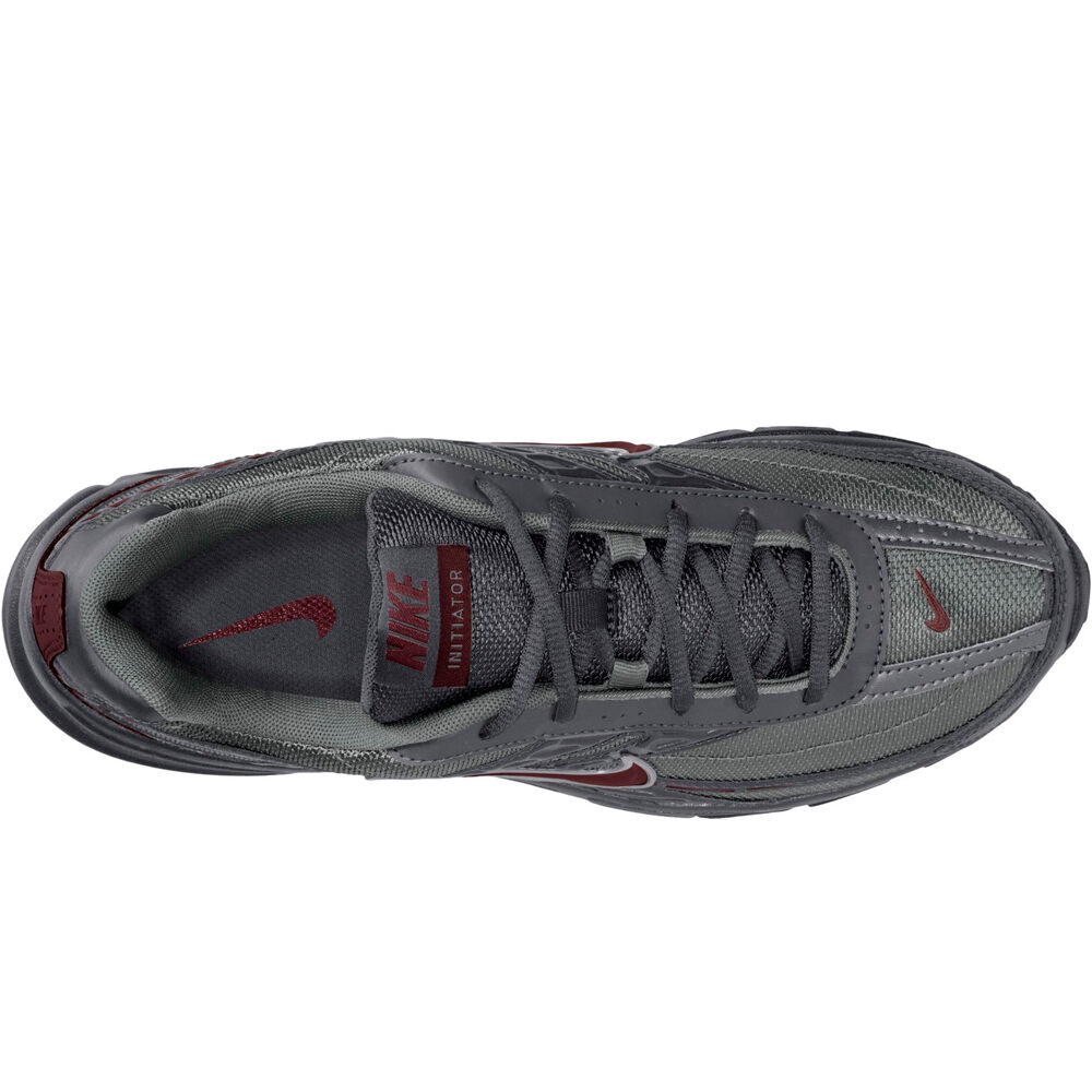 Nike zapatilla moda hombre NIKE INITIATOR vista trasera