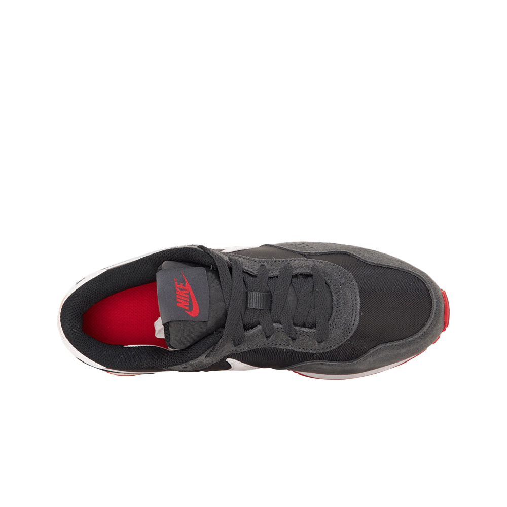 Nike zapatilla moda niño MD VALIANT (GS) vista superior