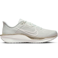 NIKE QUEST 6