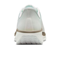 Nike zapatilla running hombre NIKE QUEST 6 vista trasera