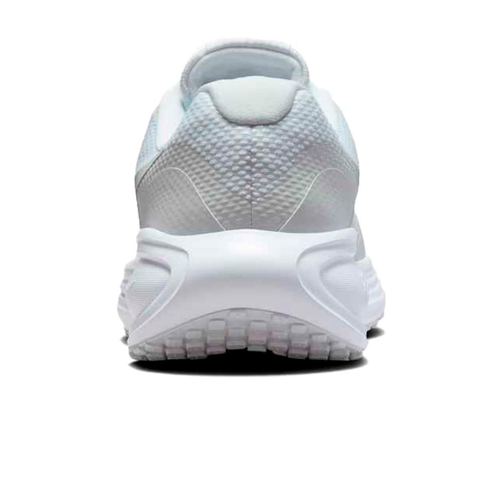 Nike zapatilla running hombre NIKE REVOLUTION 8 vista trasera
