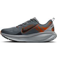 Nike zapatilla running hombre NIKE VOMERO 18 puntera
