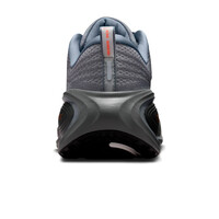 Nike zapatilla running hombre NIKE VOMERO PLUS vista trasera