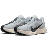 Nike zapatilla running hombre PEGASUS PLUS lateral interior