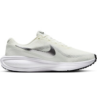 W NIKE REVOLUTION 8