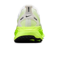 Nike zapatilla running mujer W NIKE VOMERO 18 vista trasera
