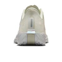 Nike zapatilla running mujer W PEGASUS PLUS ESS vista trasera