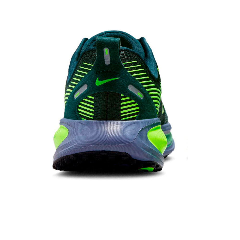 Nike zapatilla running niño VOMERO 18 (GS) 03