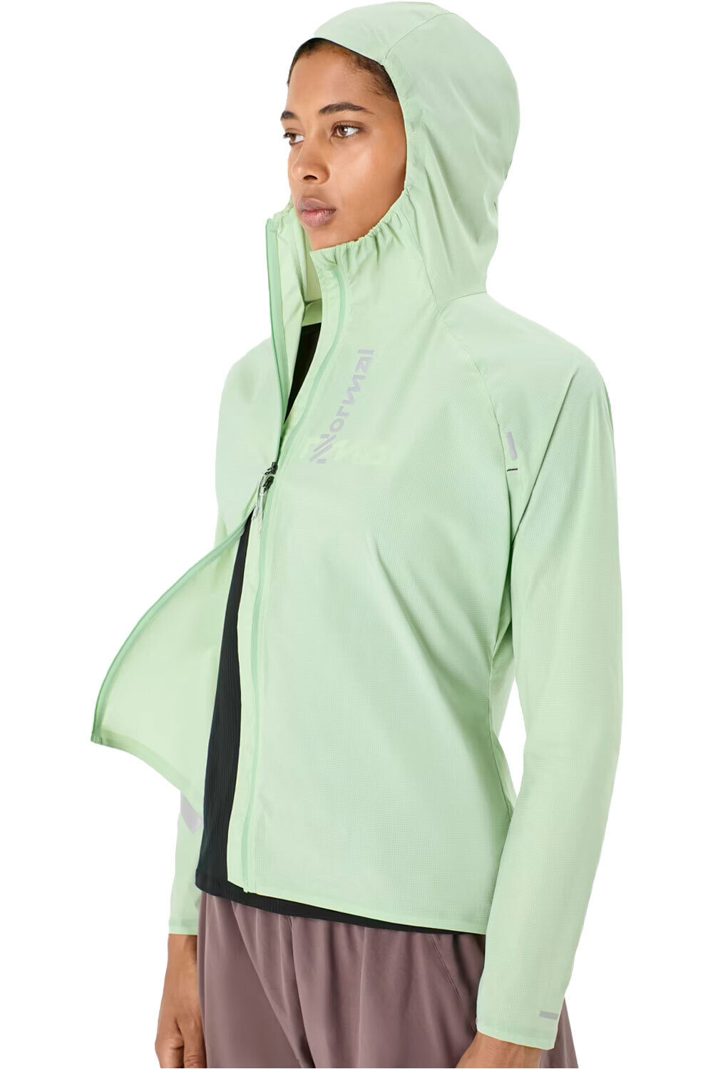 Nnormal CHAQUETA TRAIL RUNNING MUJER Trail Wind Jacket W vista frontal