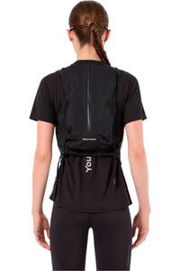 Nnormal varios running Modular Trail Vest 01