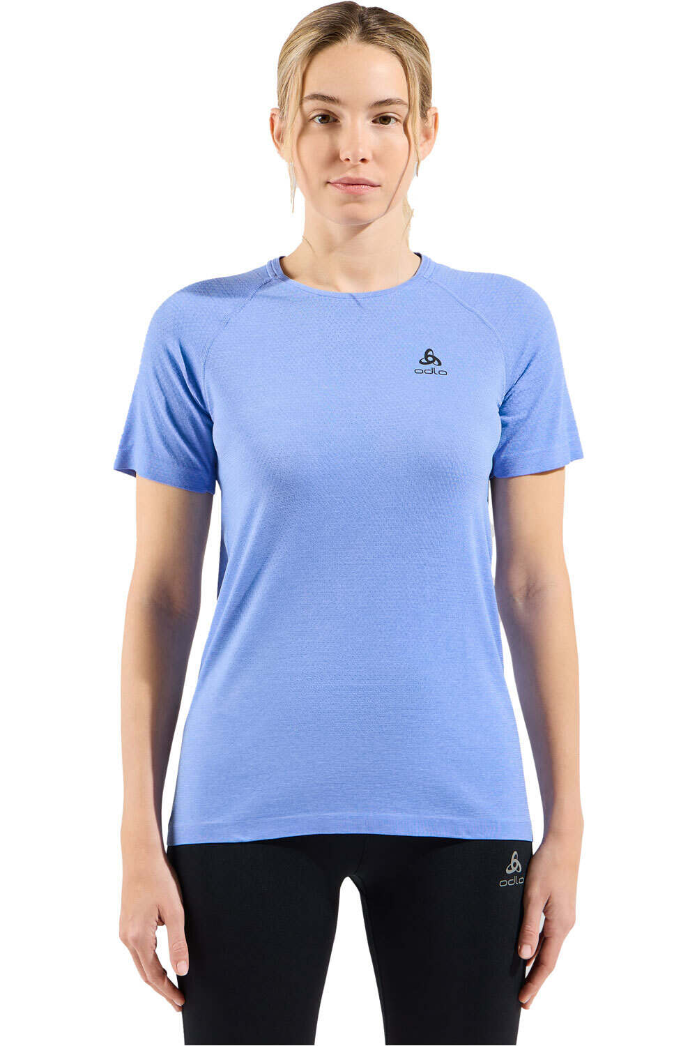 Odlo camiseta montaña manga corta mujer ESSENTIAL SEAMLESS vista frontal