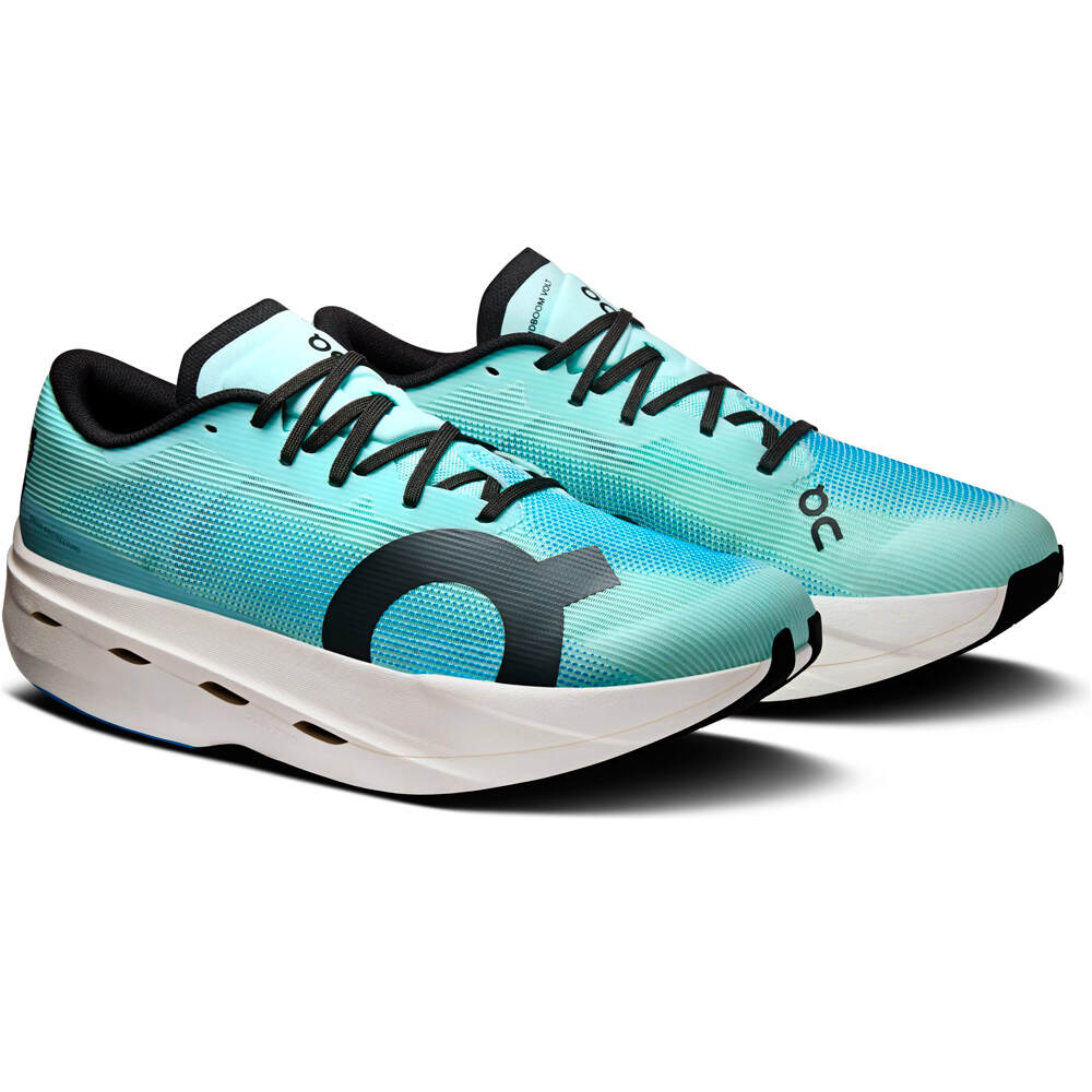 On zapatilla running hombre Cloudboom Volt lateral interior