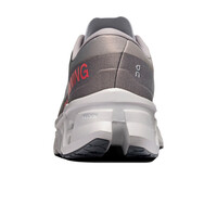 On zapatilla running hombre Cloudmonster 3 vista trasera