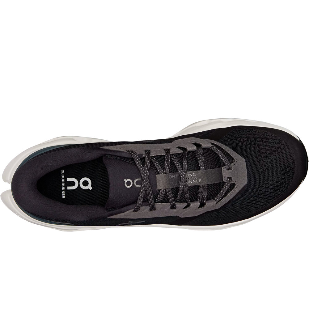 On zapatilla running hombre Cloudrunner 3 05