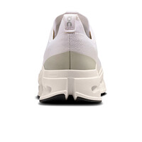 On zapatilla running hombre Cloudsurfer Max vista trasera