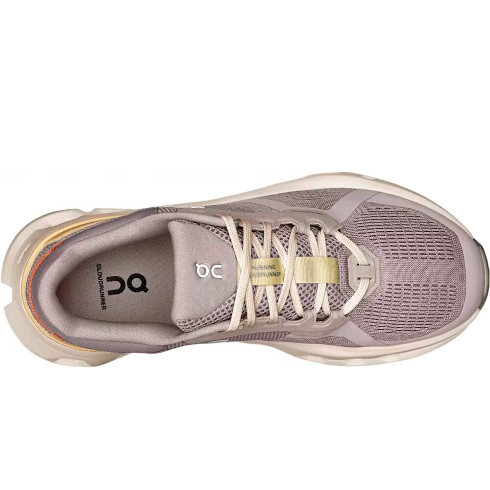 On zapatilla running mujer Cloudrunner 2 w vista superior