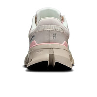 On zapatilla running mujer Cloudrunner 2 w vista trasera