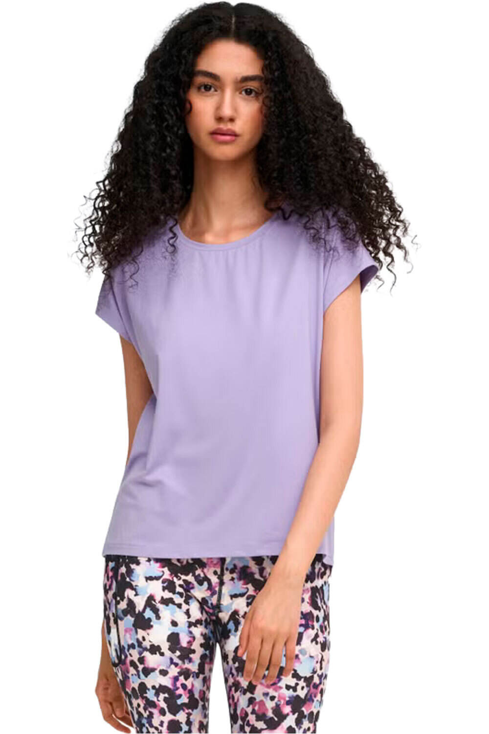 Only camisetas fitness mujer ONPAUBREE ON SS BAT LOOSE TEE NOOS vista frontal