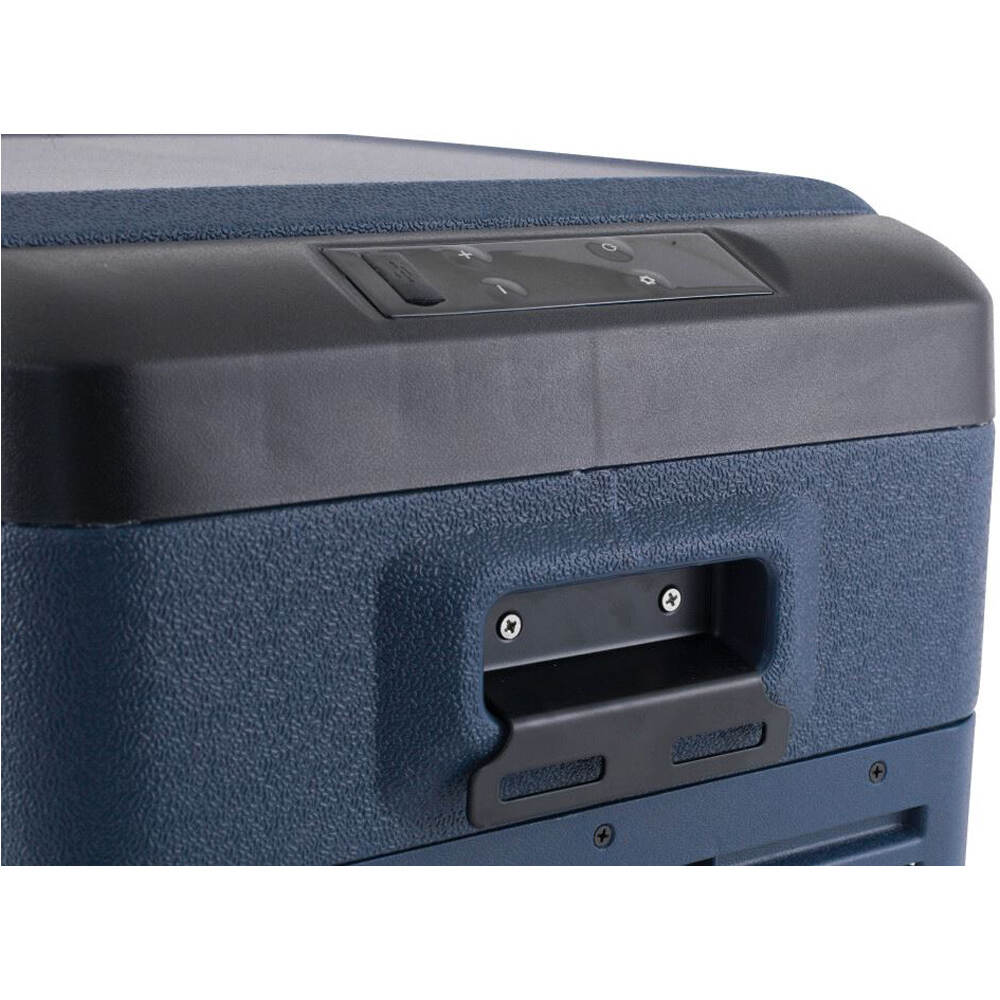 Outwell nevera isotérmica ARCTIC CHILL 40 l 12V-230V 04