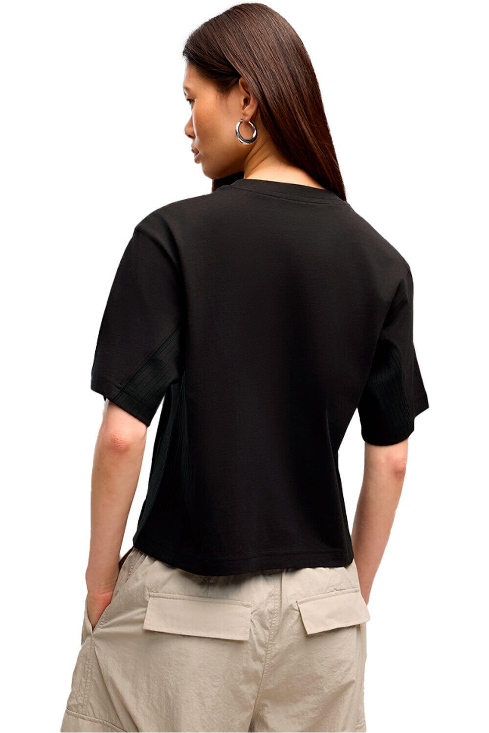Puma camiseta manga corta mujer HER Relaxed Tee vista trasera